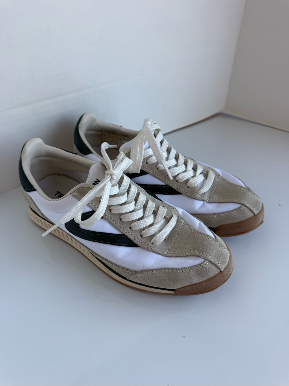 TRETORN Rawlings classic lace up forest green leather sneakers 6.5